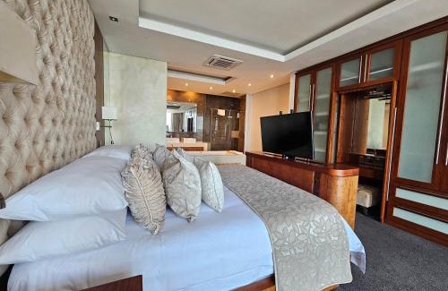 Ballito Apartamento | Exquisite Penthouse Apartment 712 by First Private Stays