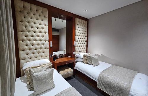 Ballito Apartamento | Exquisite Penthouse Apartment 712 by First Private Stays