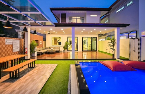South Pattaya Villa | Exquisite Pool Villa A