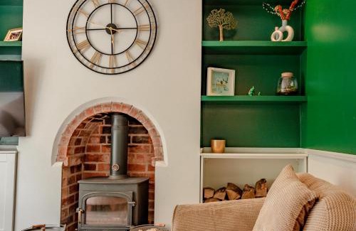 Hereford Casa | Exquisite Renovation in Central Location with Garden and Parking