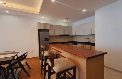 Bole Apartamento | Exquisite Sanctuary Of Luxury 2-Bedroom, 3-Bathroom, with Extra Room & kitchen