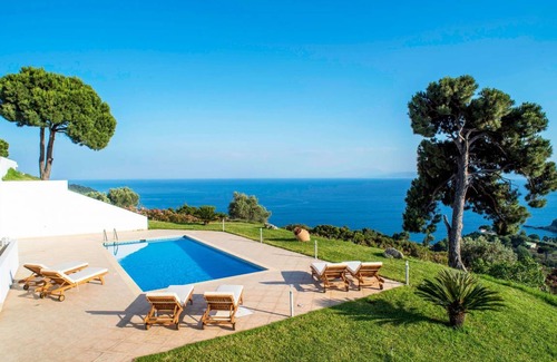 Agia Paraskevi Villa | 150 m² Villa ∙ 2 habitaciones ∙ 4 personas