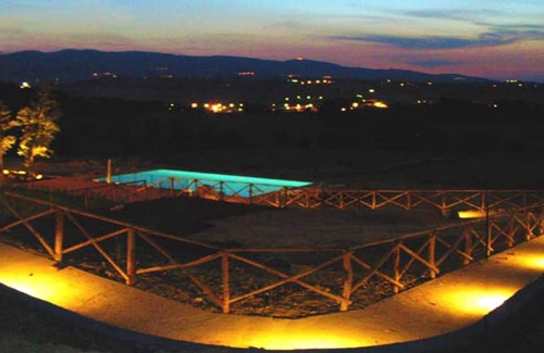 Spoleto Villa | Exquisito Spoleto-piscina-duerme-20/piscina, jacuzzi, jardines - vistas fabulosas
