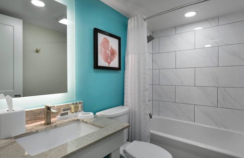 Myrtle Beach Complejo | Exquisite Views in OF 3 Bedroom Condo 12th Floor