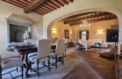 Lamporecchio Villa | Exquisita Villa en Lamporecchio con Piscina Privada
