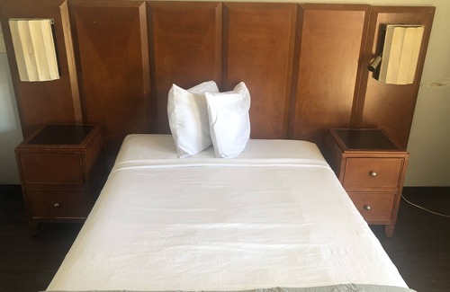 Mobile Hotel | Extend A Suites