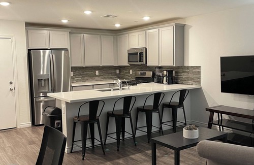 Centennial Hills Casa | Extended Stay 3 Bedrooms Cozy Townhouse Living