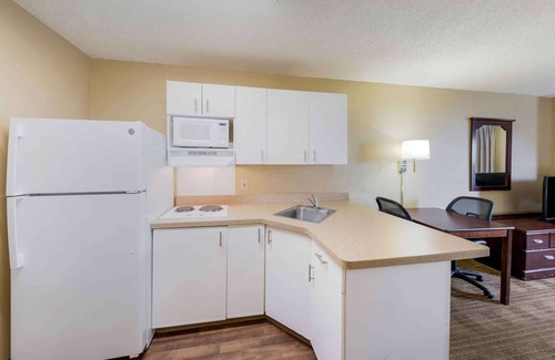 Huntington Beach Hotel | Extended Stay America Suites Orange County Huntington Beach