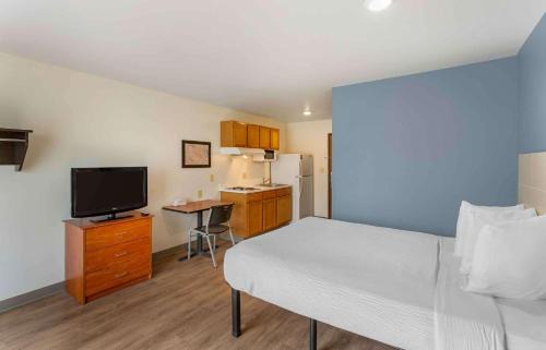 West Valley City Hotel | Extended Stay America Select Suites - Salt Lake City - West Valley City