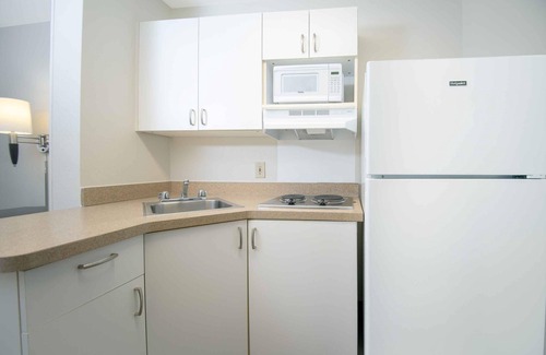 Hunt Club Hotel | Extended Stay America Suites West Palm Beach Northpnt Corpor