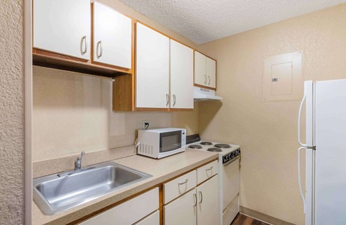 St. Johns Hotel | Extended Stay America Austin Metro