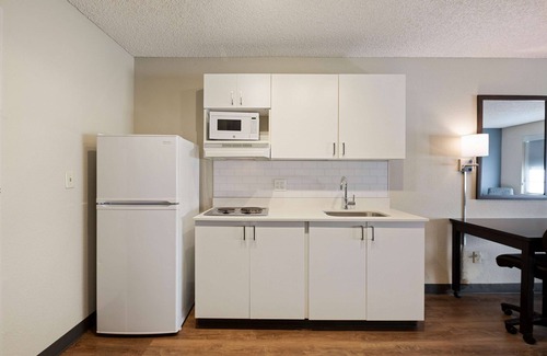 Union City Hotel | Extended Stay America Premier Suites - Union City - Dyer St.