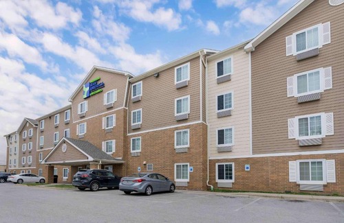 Louisville Hotel | WoodSpring Suites Louisville Airport