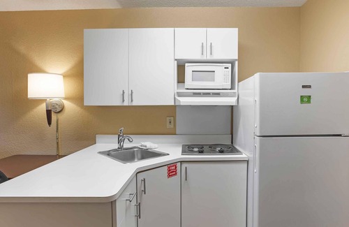 Mount Laurel Hotel | Extended Stay America Suites Mt Laurel Crawford Pl