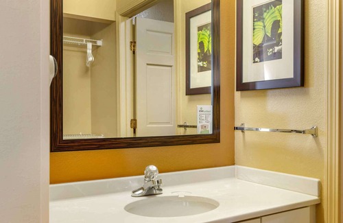 Westborough Hotel | Extended Stay America Suites Boston Westborough Computer Dr