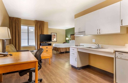 Westborough Hotel | Extended Stay America Suites Boston Westborough Computer Dr