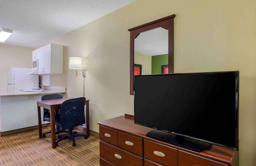 Alpharetta Hotel | Extended Stay America Select Suites - Atlanta - Alpharetta - Rock Mill Rd.