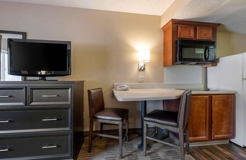 Richardson Hotel | Extended Stay America Select Suites - Dallas - Richardson