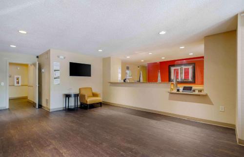 Cumberland Hotel | Extended Stay America Select Suites - Atlanta - Vinings