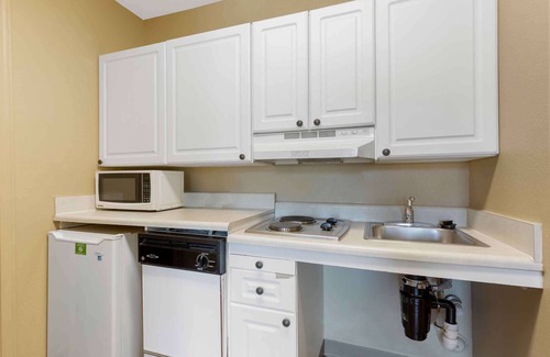 Sandy Springs Hotel | Extended Stay America Select Suites Atlanta Perimeter Peacht