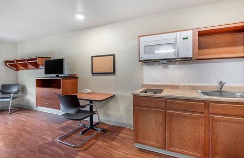 Dayton Hotel | Extended Stay America Select Suites - Dayton - Miamisburg