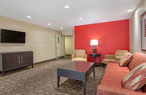 Indianapolis Hotel | Extended Stay America Select Suites Indianapolis N Carmel