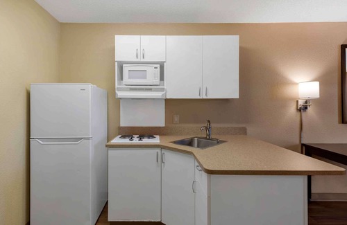 Morrow Hotel | Extended Stay America Select Suites Atlanta Morrow