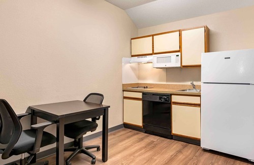 Blue Ash Hotel | Extended Stay America Suites Cincinnati Blue Ash Reed Hartma