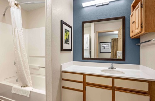 Blue Ash Hotel | Extended Stay America Suites Cincinnati Blue Ash Reed Hartma