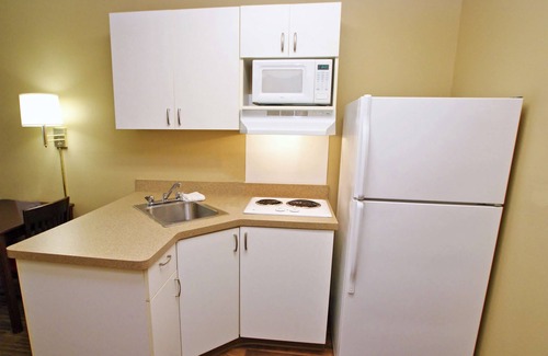 Burbank Hotel | Extended Stay America Suites Los Angeles Burbank Airport