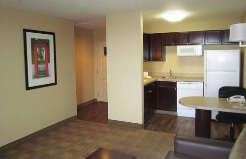 Ellendale Hotel | Extended Stay America Suites Memphis Wolfchase Galleria