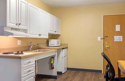 Waltham Hotel | Extended Stay America Suites Boston Waltham 32 4th Ave