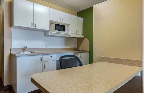Gurnee Hotel | Extended Stay America Suites Chicago Gurnee