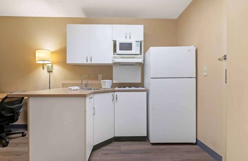 Overland Park Hotel | Extended Stay America Suites Kansas City Overland Park Quivi