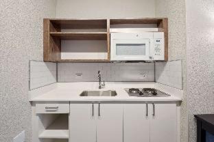 Pompano Beach Hotel | Extended Stay America Premier Suites - Fort Lauderdale - Cypress Creek - Park North