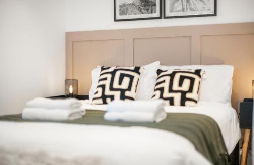 North Acton Apartamento | Extended stays I Ideal for groups I Free parking