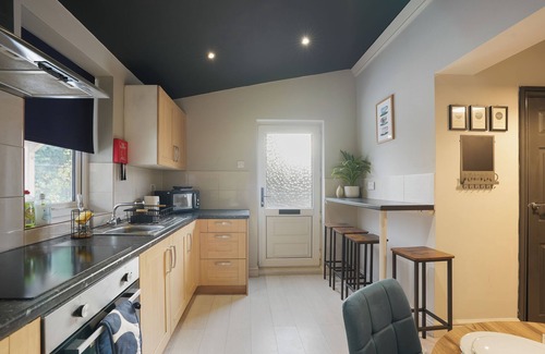 Doncaster Casa | Extended Stays Welcome| Sleeps 11 | FREE Parking