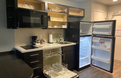 Ontario Hotel | Extended Studio Hotel Ontario