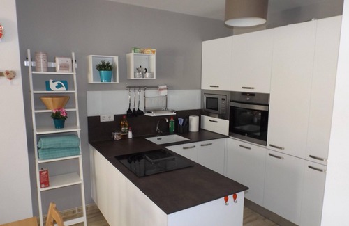 Arenas del Mar Chalet De Esquí | AMPLIANDO EL ESTUDIO OUDO CERCA DEL MAR