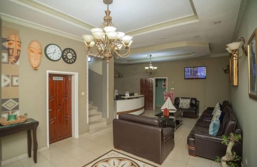 Lubumbashi Cabina | Extra-Large Room, Free Breakfast