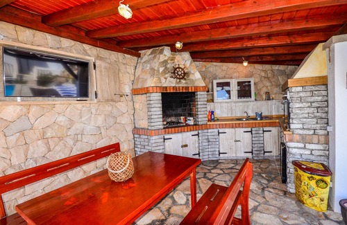 Molunat Villa | Extraordinaria villa de 4 **** junto al mar, con vistas al mar, piscina y jacuzzi para 8