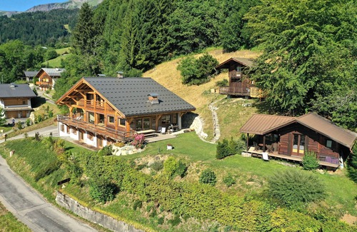 Cordon Chalet De Esquí | Extraordinary view of Mont Blanc-Spa in a peaceful setting