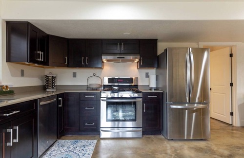 Pleasant Grove Casa | Extremely Clean, Private, Perfect Long Term Rental