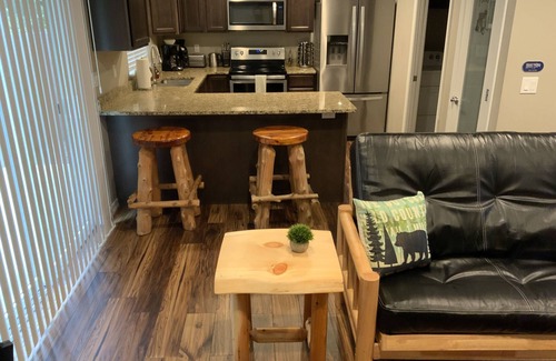 Grants Pass Apartamento | Nuevo construido en 2019 - UNIDAD B