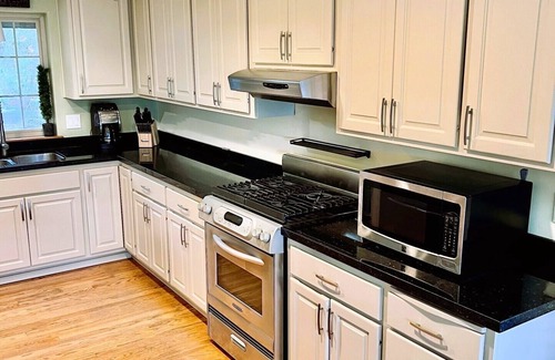 Sudden Valley Casa | Extremely Spacious Modern House with Amazing Amenities.