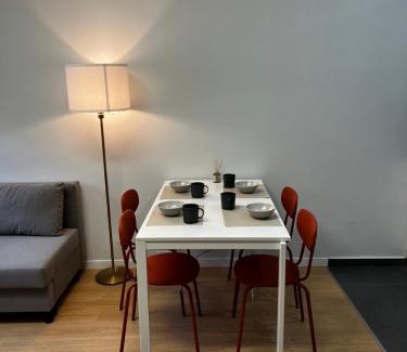 Almenara Apartamento | Exyca Plaza Castilla