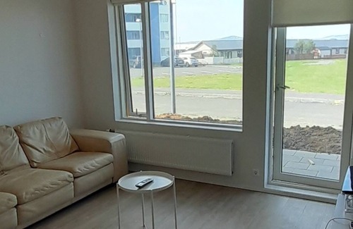 Selfoss Apartamento | Eyrakot 1BR-Self-check-in apartment in Selfoss city center.
