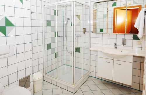 Bad Waltersdorf Casa | EZ Sonnenseite mit Balkon ab 7 Nächtehalbpension - Hotel-restaurant Teuschler-mogg