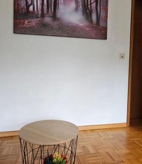 Fohren Apartamento | Föhren Apartment
