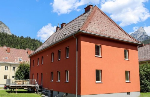 Eisenerz Casa | für bis zu 27 Personen mit Sauna by Interhome